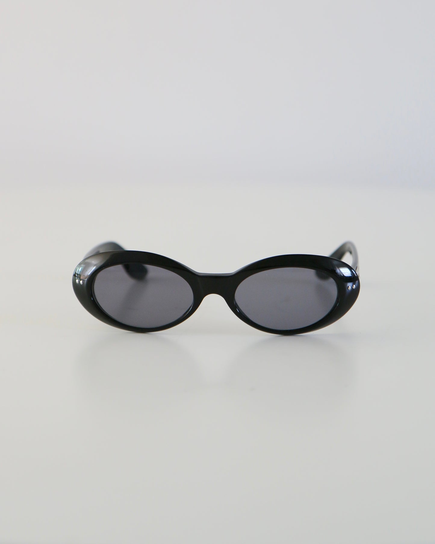 Gucci Black Round Sunglasses