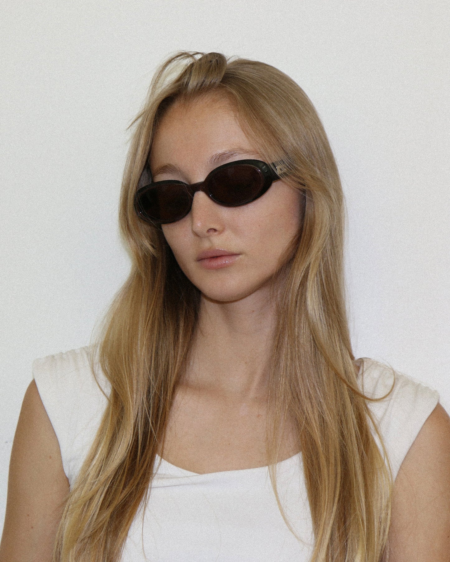 Gucci Black Round Sunglasses