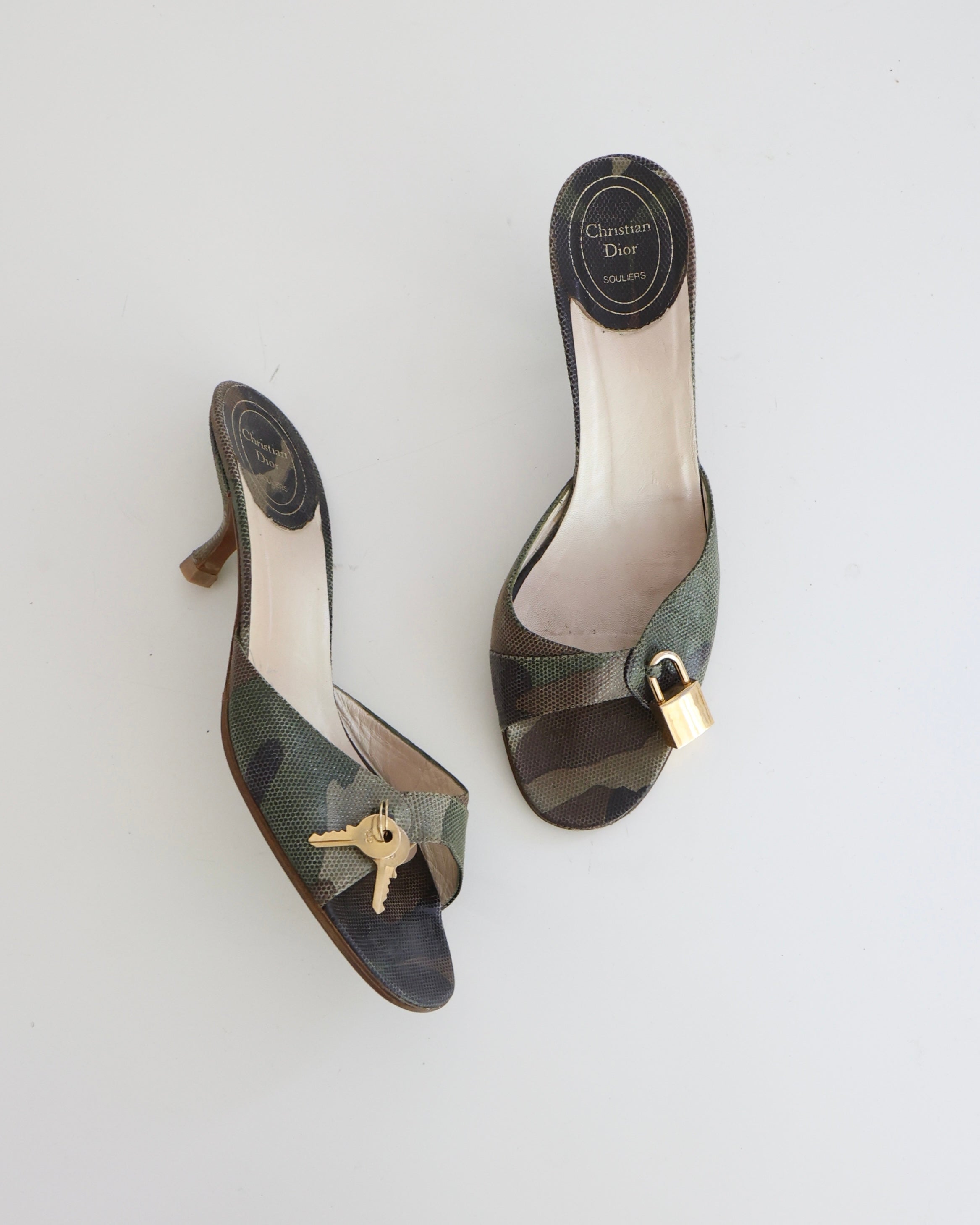 靴 Vintage Dior lock key heels Vintage Dior Lock And Key Heels – Chloe Vintage