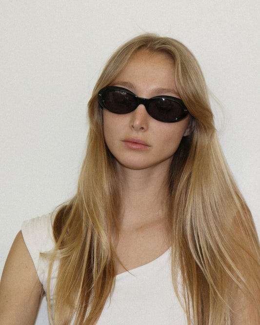 Gucci Black Round Sunglasses