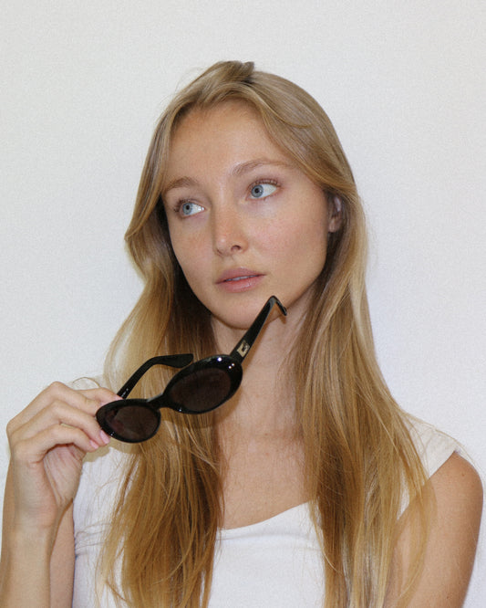 Gucci Black Round Sunglasses
