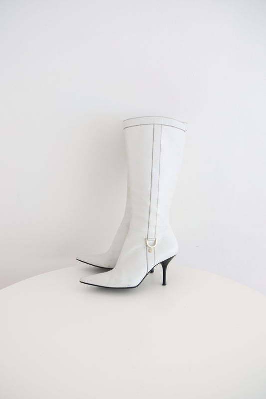 Gucci White Knee High Pointed Toe Boots