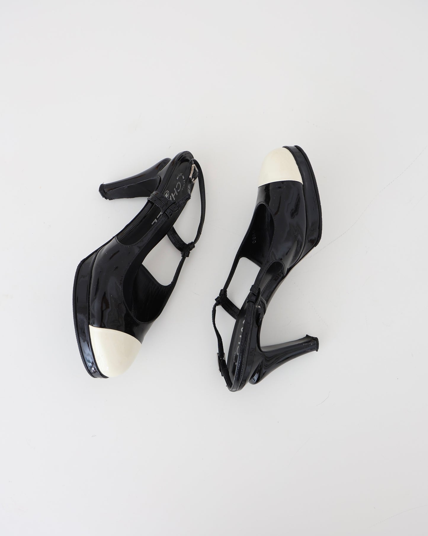 Chanel Black & White Cap Toe Heels 37.5