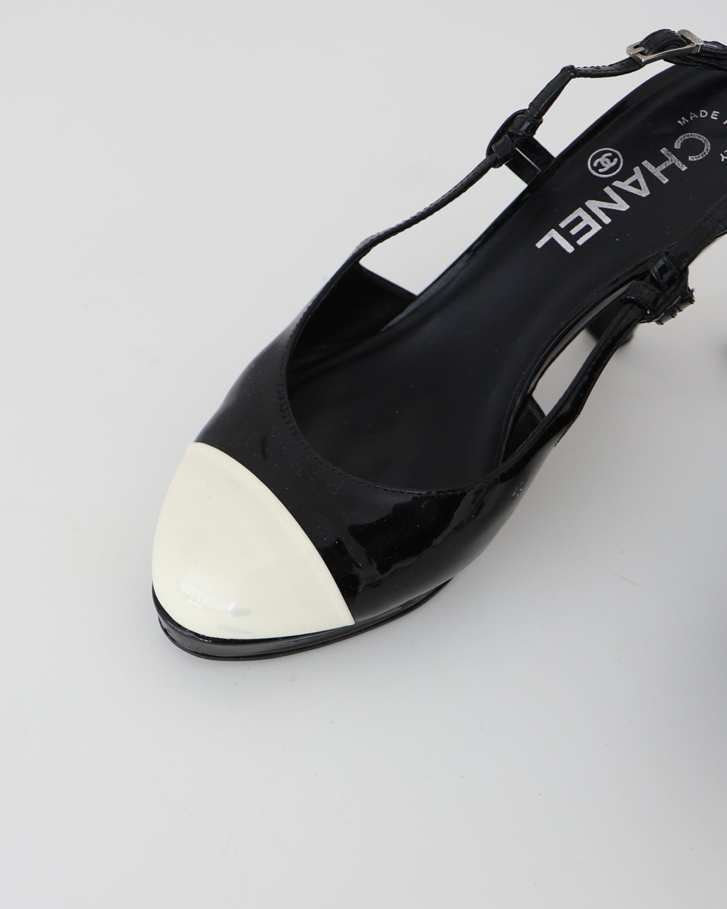 Chanel Black & White Cap Toe Heels 37.5