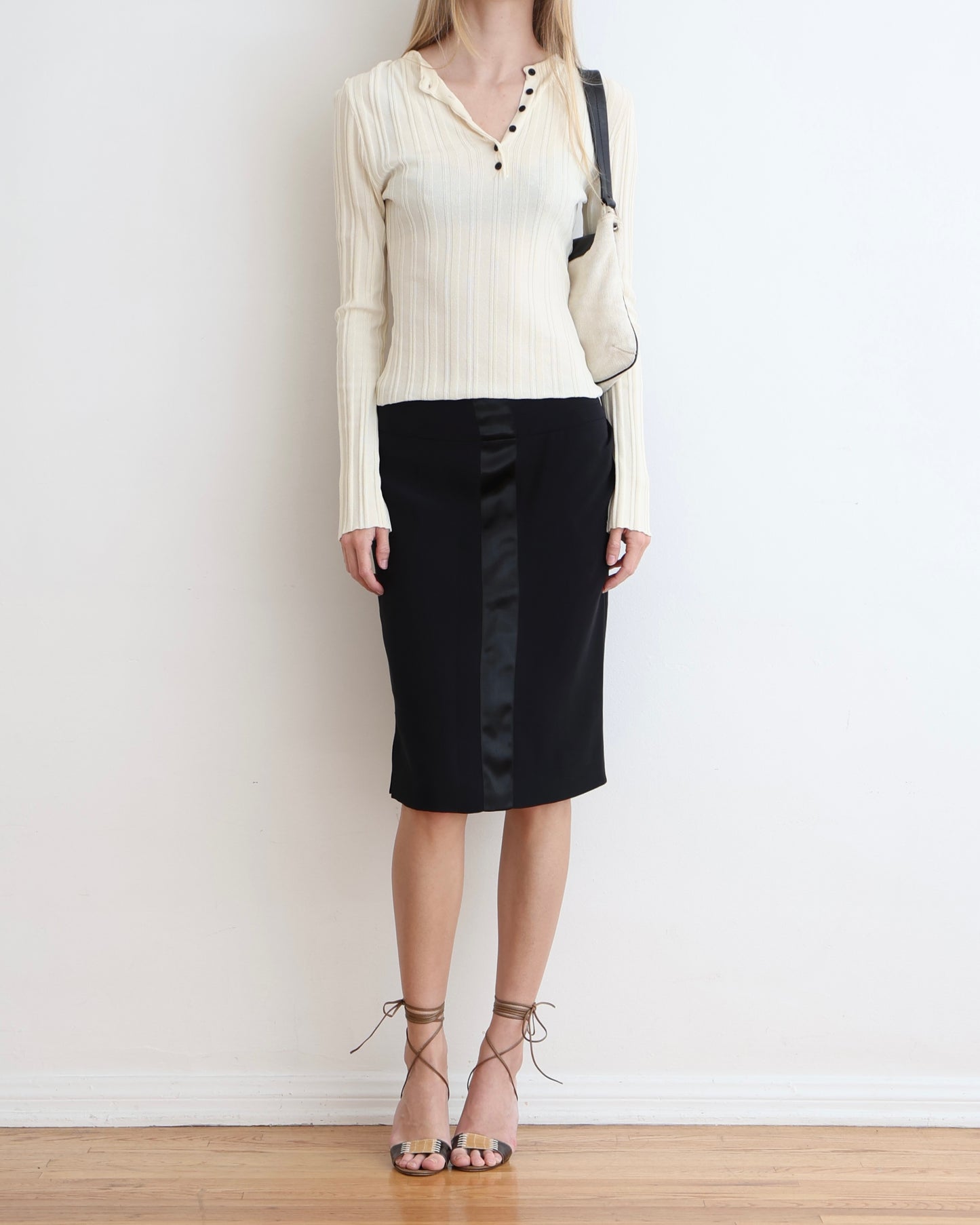 Giorgio Armani Black Midi Skirt 38